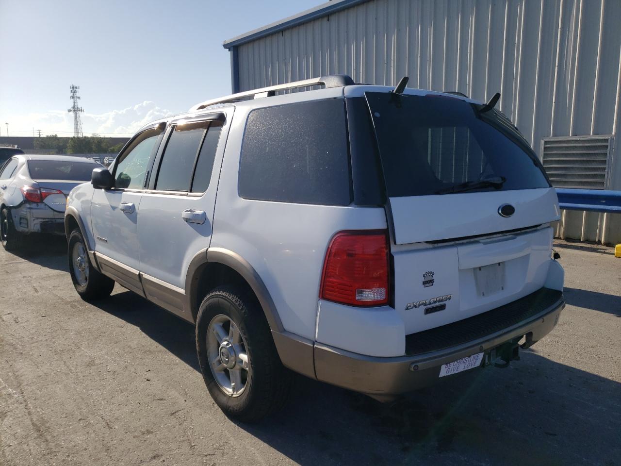 Photo 3 from auction – 2002 FORD EXPLORER E with VIN 1FMDU74E92UA21621