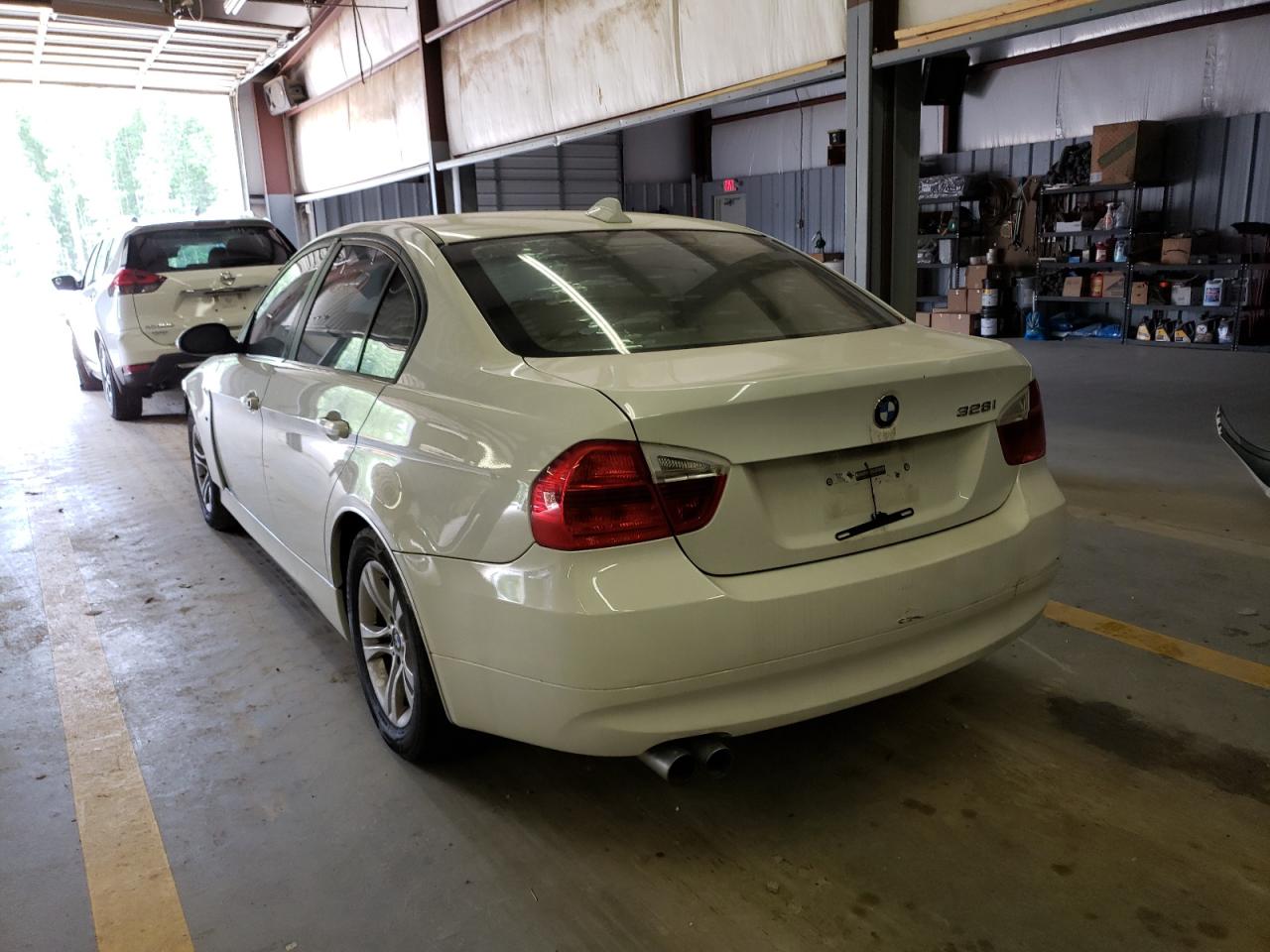 Photo 3 from auction – 2008 BMW 328 I with VIN WBAVA33508KX87377