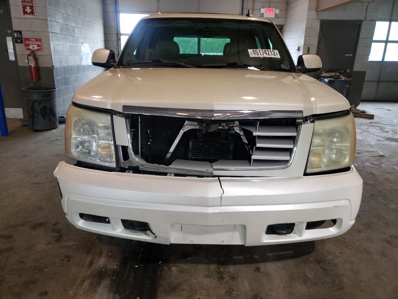 Photo 9 from auction – 2006 CADILLAC ESCALADE L with VIN 1GYEC63N06R107734