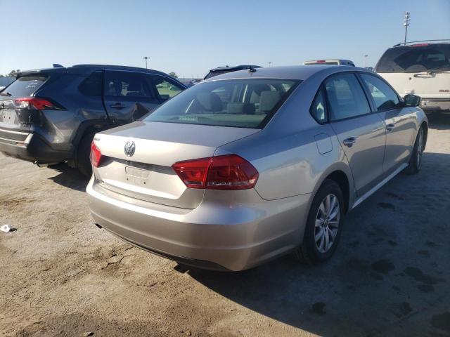 Photo 4 from auction – 2013 VOLKSWAGEN PASSAT S with VIN 1VWAP7A34DC125666