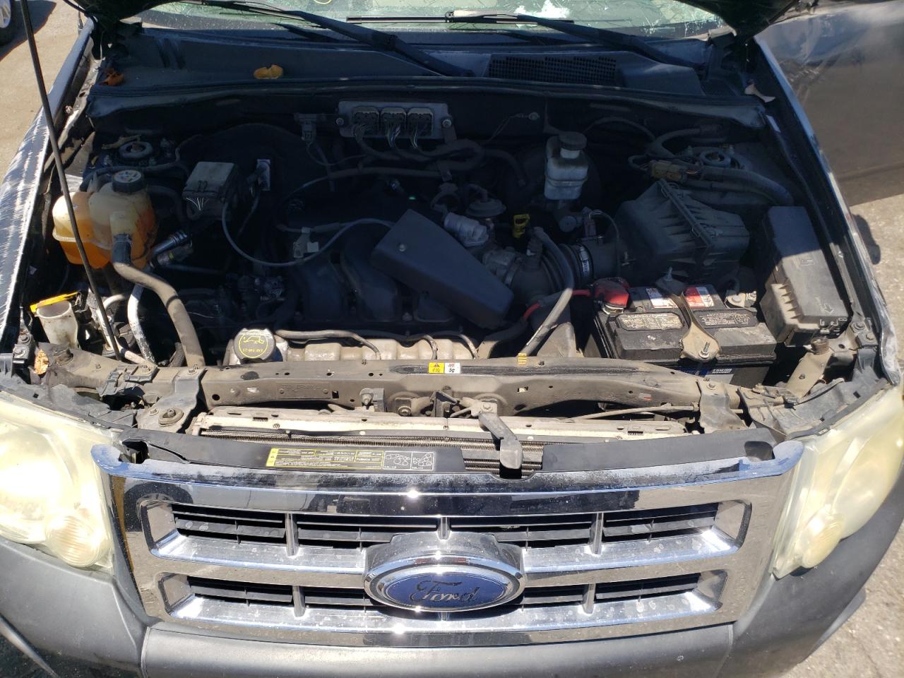 Photo 7 from auction – 2008 FORD ESCAPE XLT with VIN 1FMCU03108KC97871