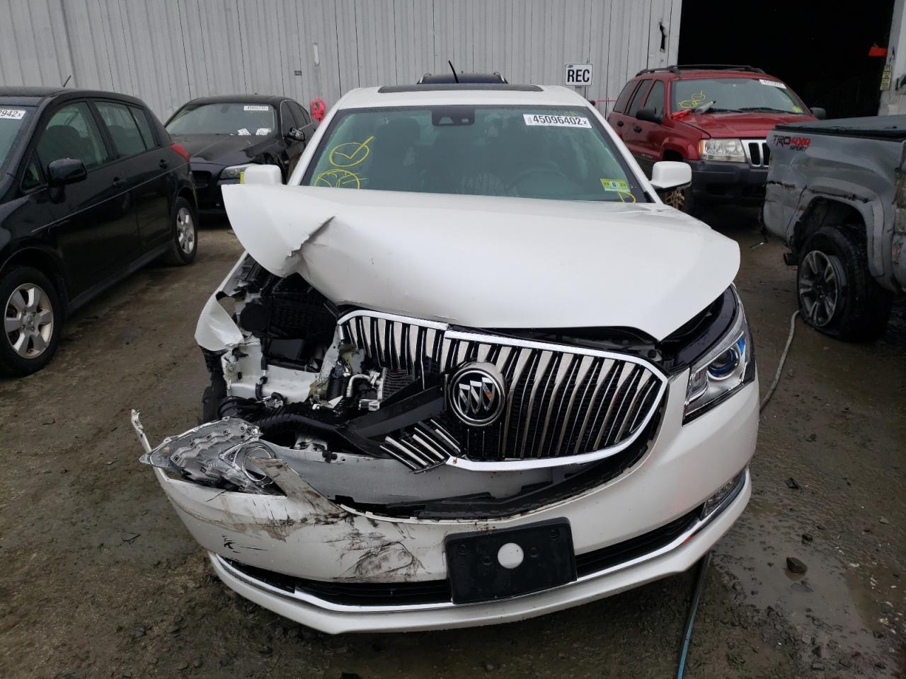 Photo 7 from auction – 2016 BUICK LACROSSE S with VIN 1G4G45G36GF273009