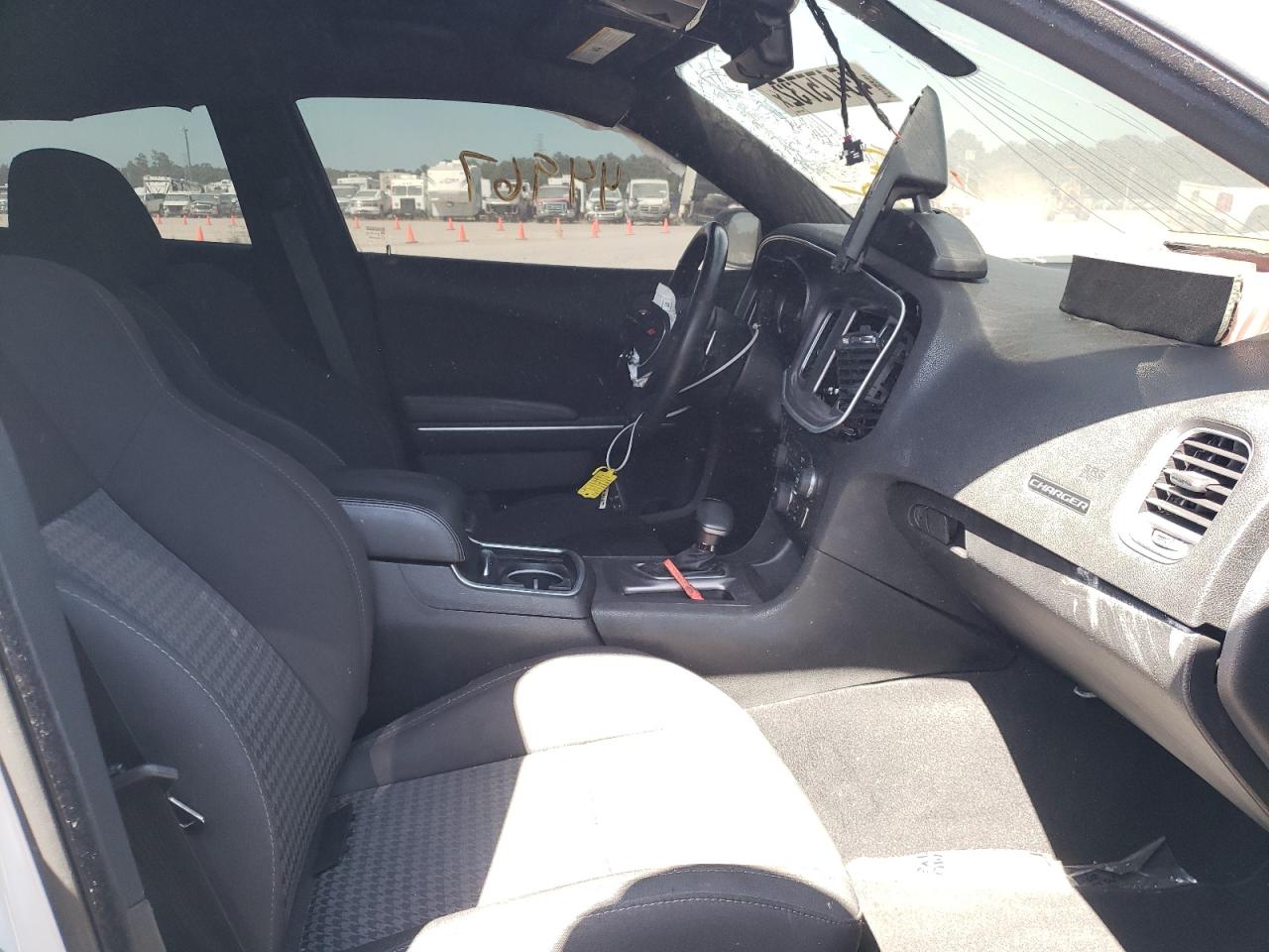 Photo 5 from auction – 2019 DODGE CHARGER SC with VIN 2C3CDXGJ0KH603056