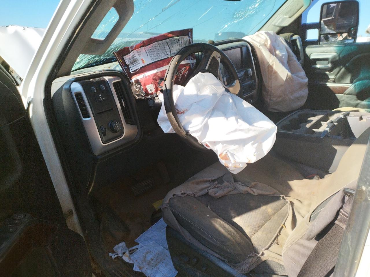 Photo 8 from auction – 2015 GMC SIERRA C35 with VIN 1GT412E87FF524924
