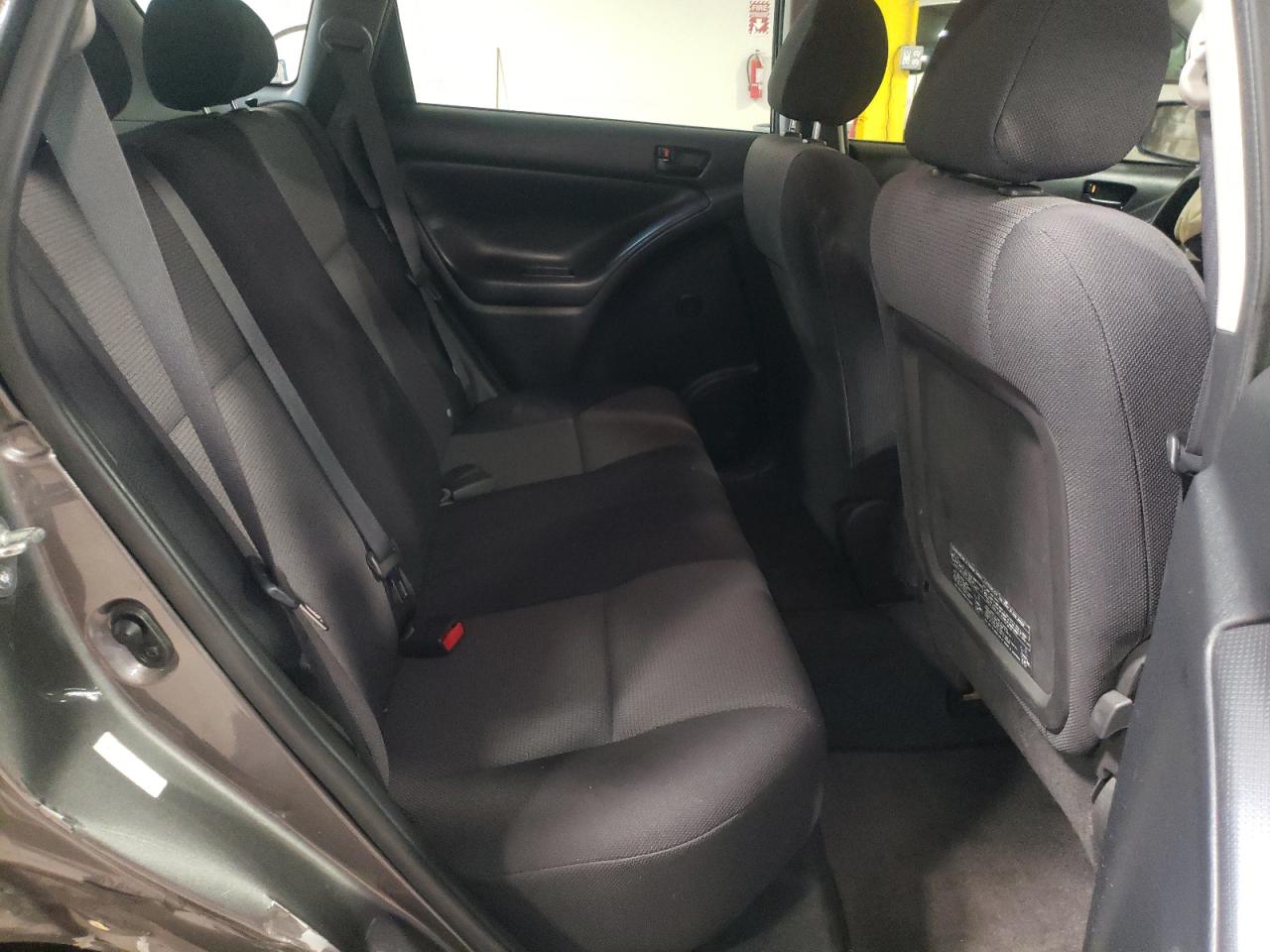 Photo 6 from auction – 2007 PONTIAC VIBE with VIN 5Y2SL65867Z423205