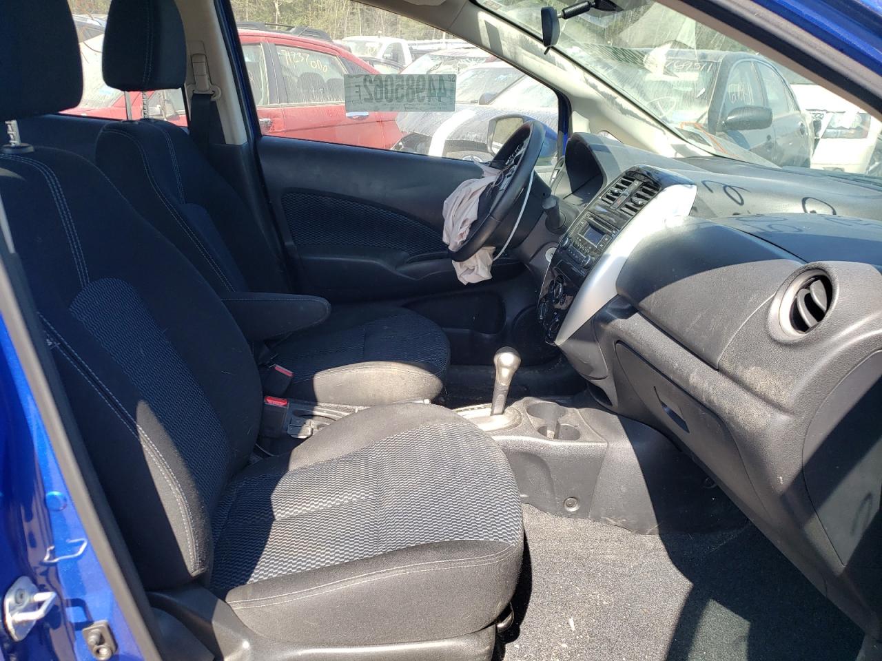 Photo 5 from auction – 2015 NISSAN VERSA NOTE with VIN 3N1CE2CP7FL385204