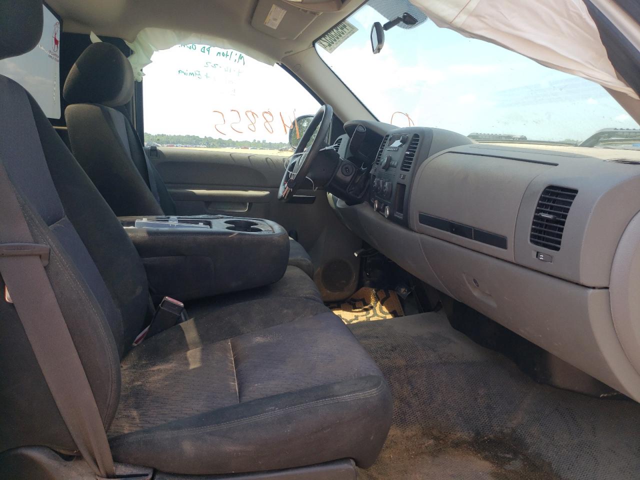 Photo 5 from auction – 2010 GMC SIERRA C15 with VIN 1GTPCTEA2AZ132957