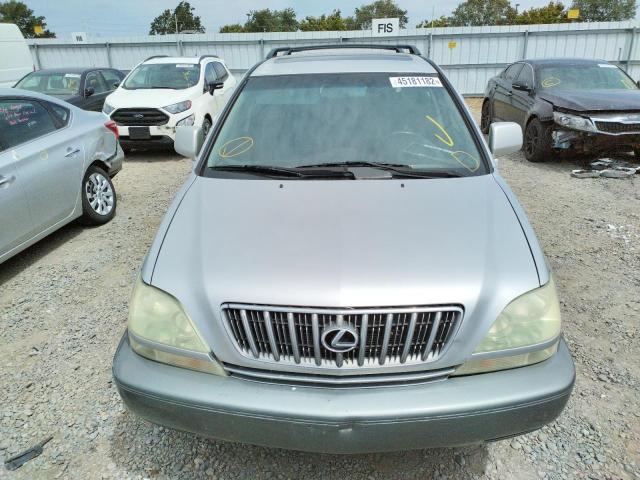 Photo 9 from auction – 2002 LEXUS RX 300 with VIN JTJGF10U220148012