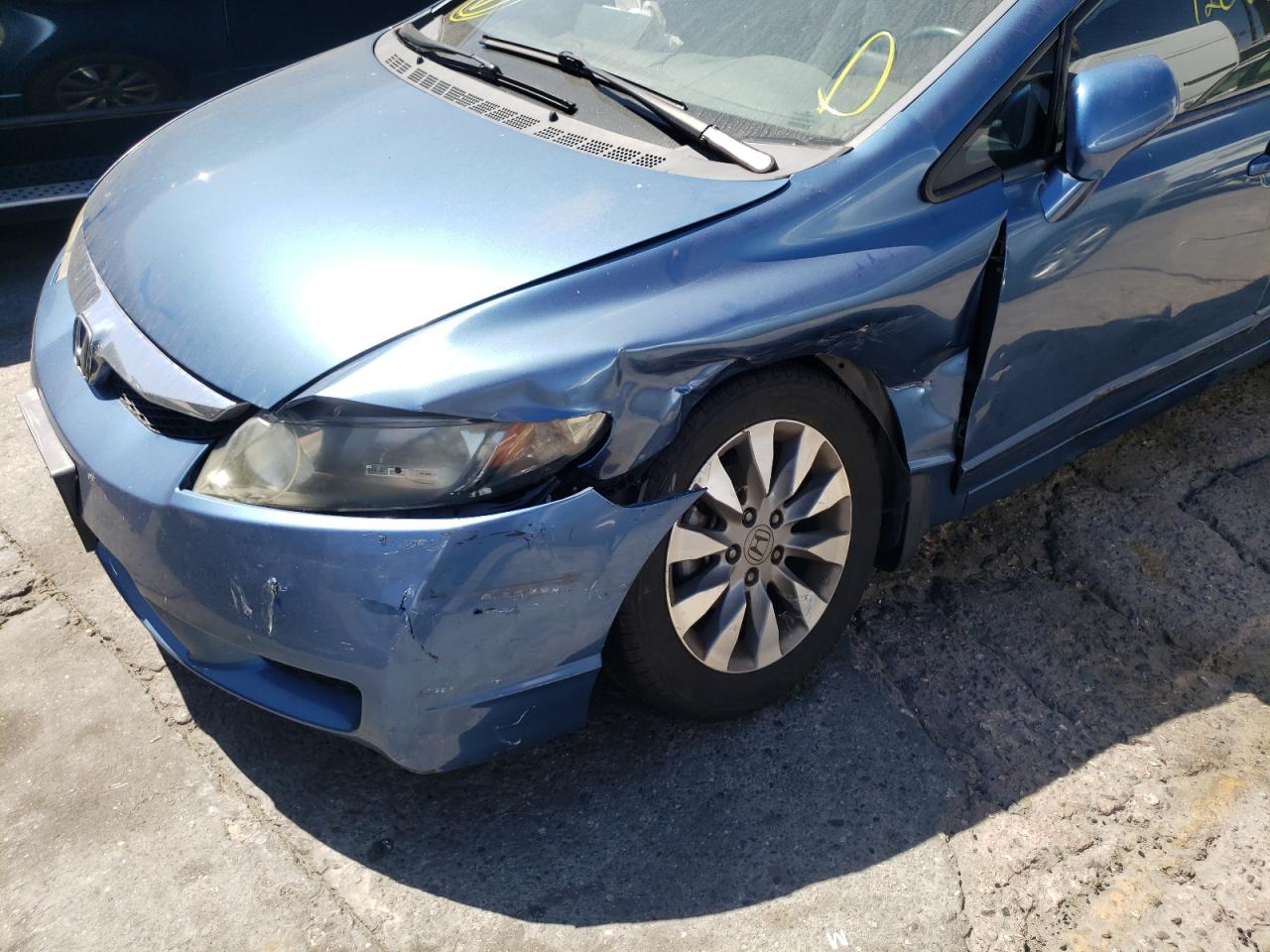 Photo 9 from auction – 2010 HONDA CIVIC EXL with VIN 2HGFA1F96AH549722