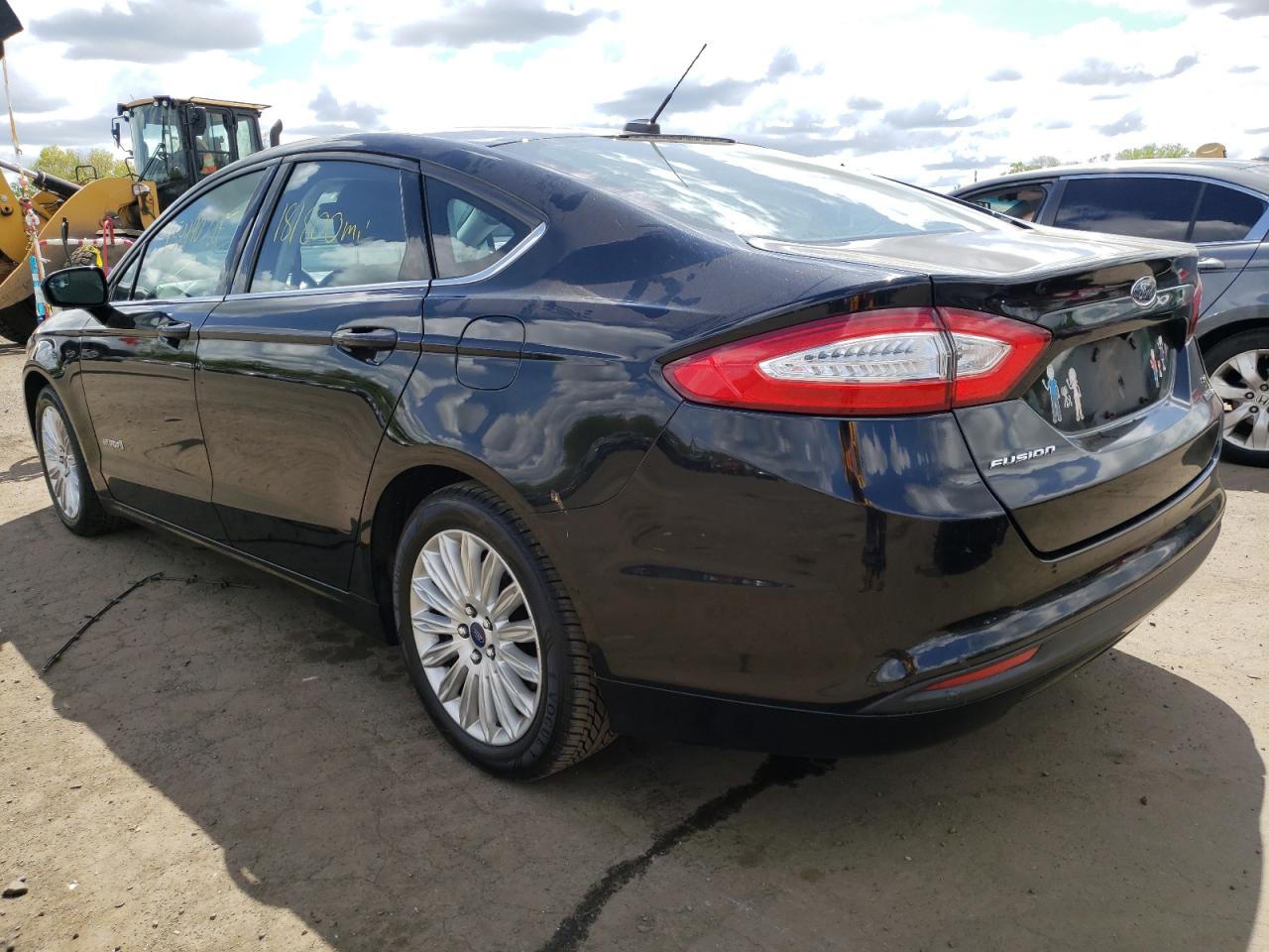 Photo 3 from auction – 2016 FORD FUSION SE with VIN 3FA6P0LU5GR262391