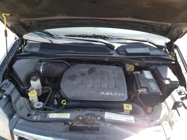 Photo 7 from auction – 2012 CHRYSLER TN.&COUNTR with VIN 2C4RC1BG7CR260971