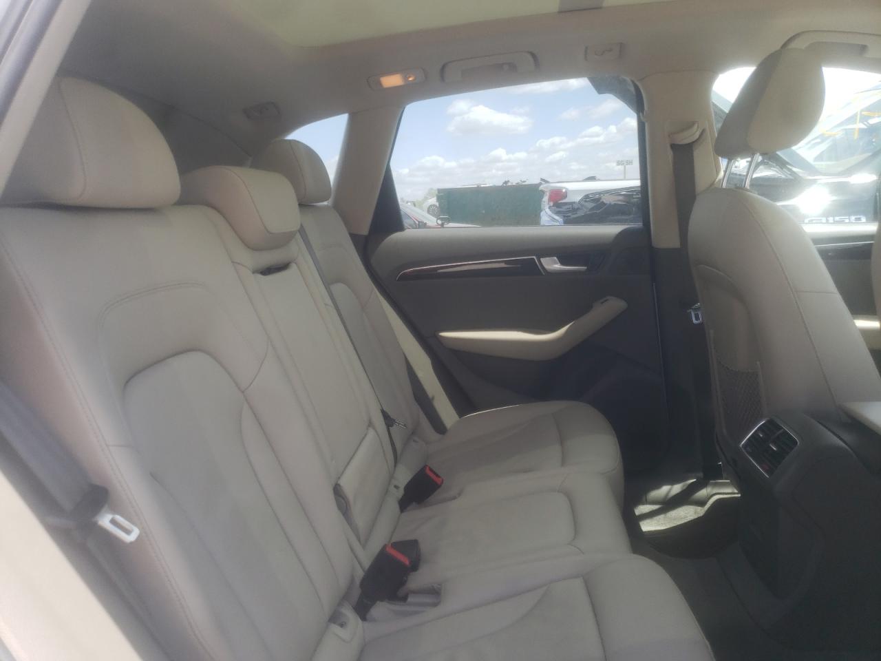 Foto 6 de la subasta – 2012 AUDI Q5 PREMIUM con VIN WA1CFAFP8CA131367