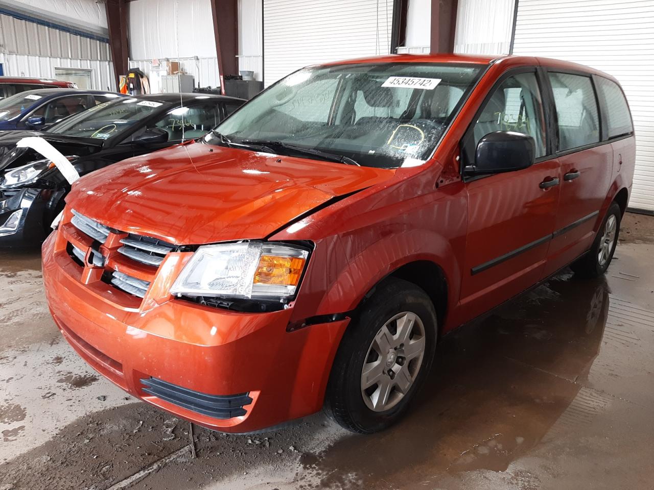 Photo 2 from auction – 2008 DODGE GRAND CARA with VIN 2D8HN44H08R822554