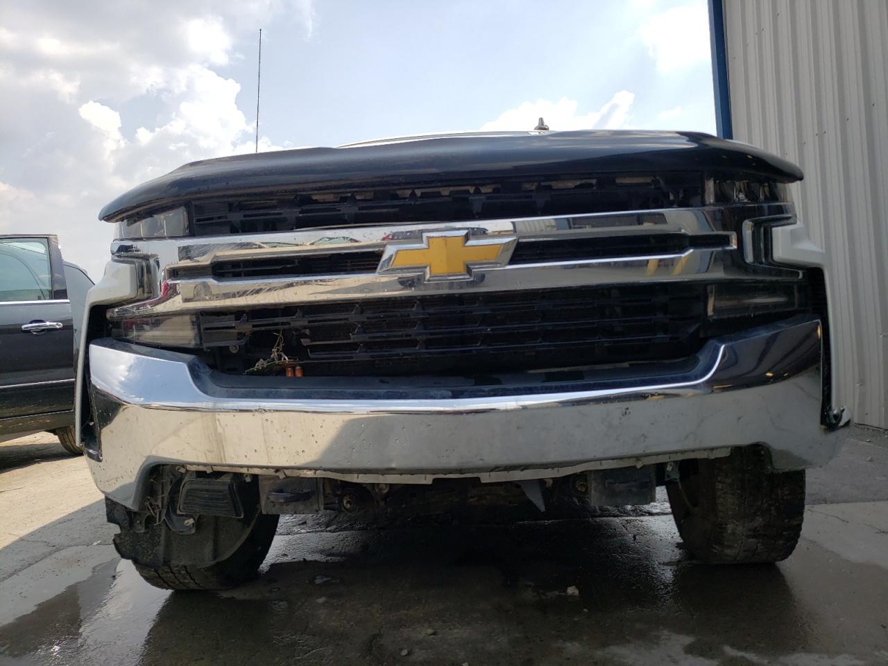 Photo 9 from auction – 2019 CHEVROLET SILVERADO with VIN 1GCUYDED1KZ309178