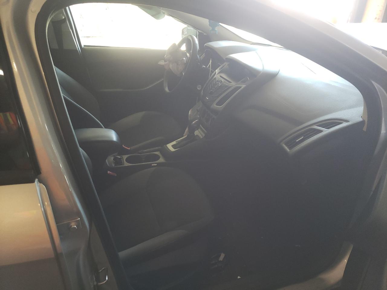 Photo 5 from auction – 2013 FORD FOCUS SE with VIN 1FADP3F23DL143008