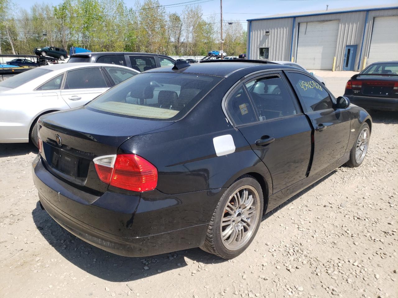 Photo 4 from auction – 2006 BMW 325 I AUTO with VIN WBAVB17566NK39178
