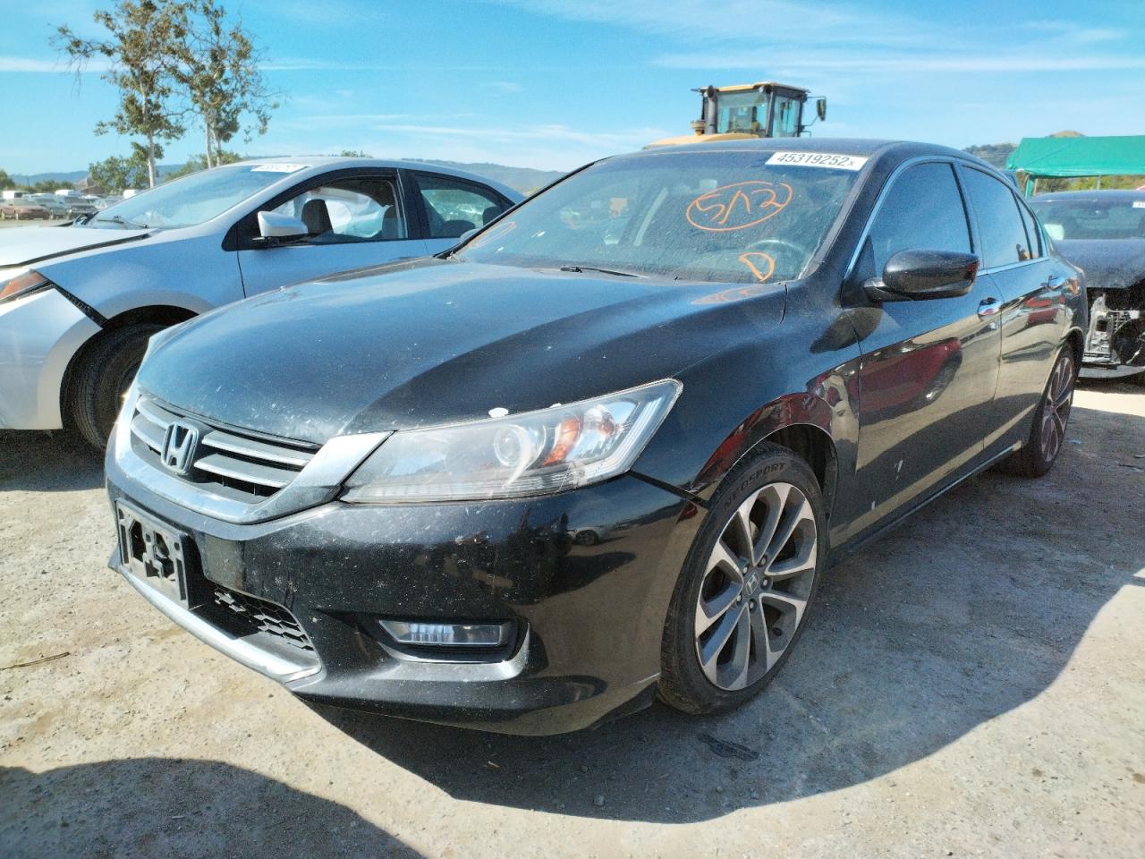 Photo 15 from auction – 2014 HONDA ACCORD SPO with VIN 1HGCR2F58EA019271