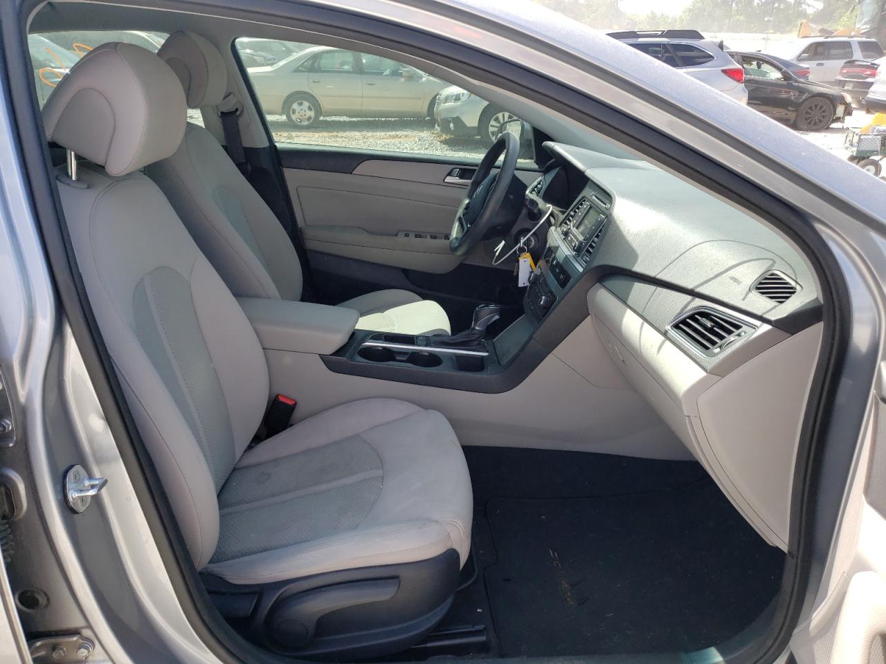 Photo 5 from auction – 2015 HYUNDAI SONATA with VIN 5NPE24AF9FH238967