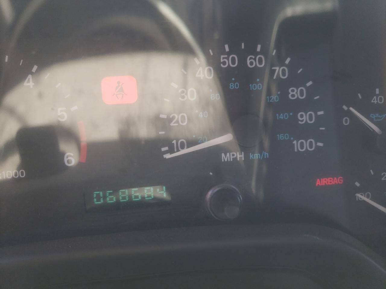 Photo 8 from auction – 2000 JEEP WRANGLER / with VIN 1J4FA49S0YP708037