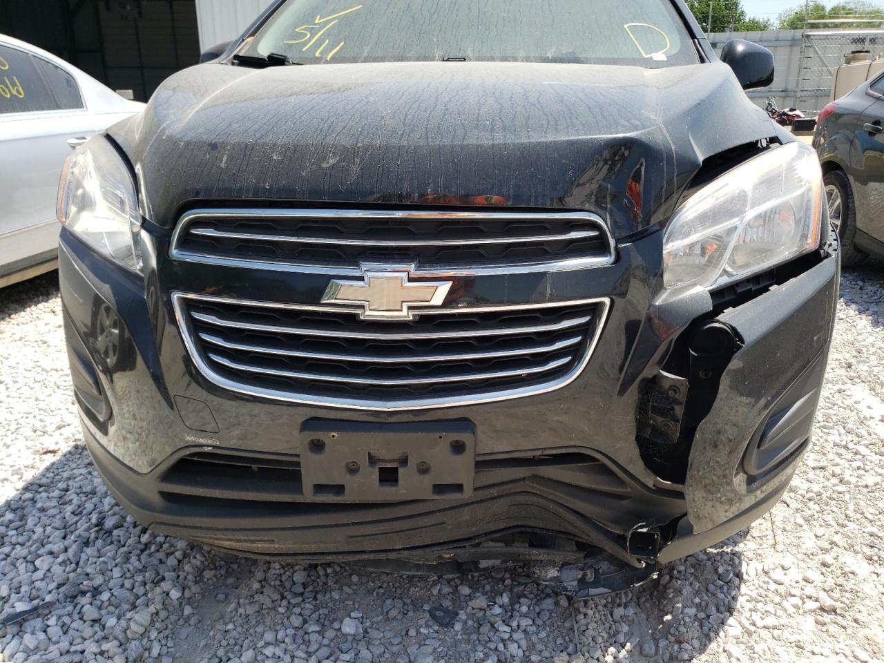 Photo 9 from auction – 2015 CHEVROLET TRAX LS with VIN KL7CJKSB7FB089113