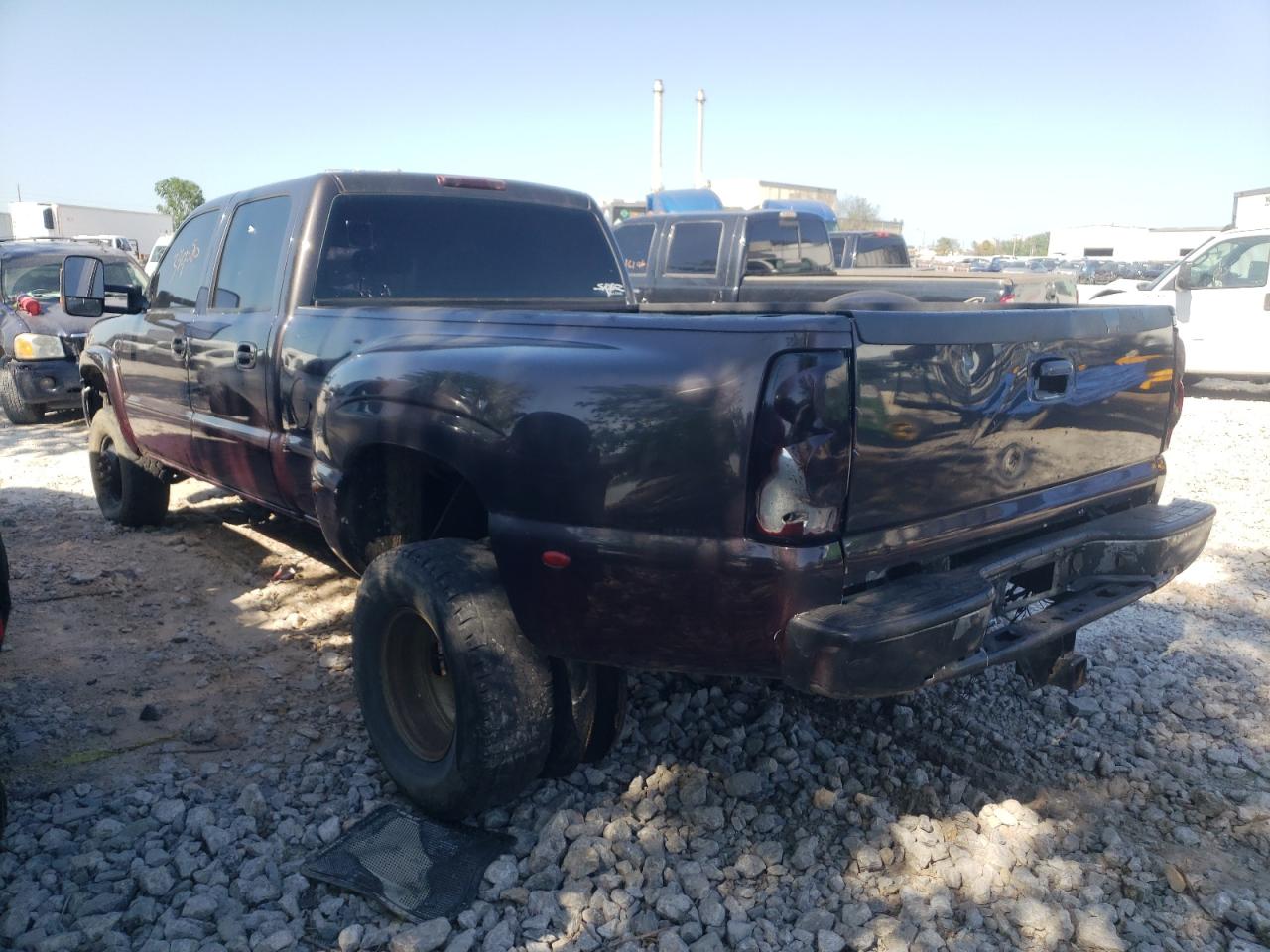 Photo 3 from auction – 2005 GMC NEW SIERRA with VIN 1GTJK33235F968725