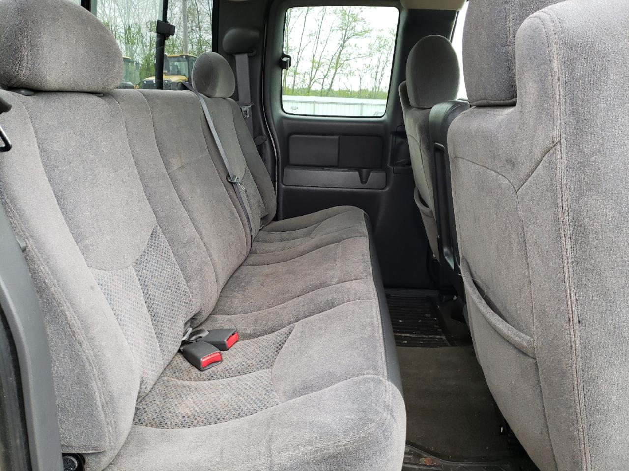 Photo 6 from auction – 2006 CHEVROLET SILVERADO with VIN 1GCEK19B76E260482