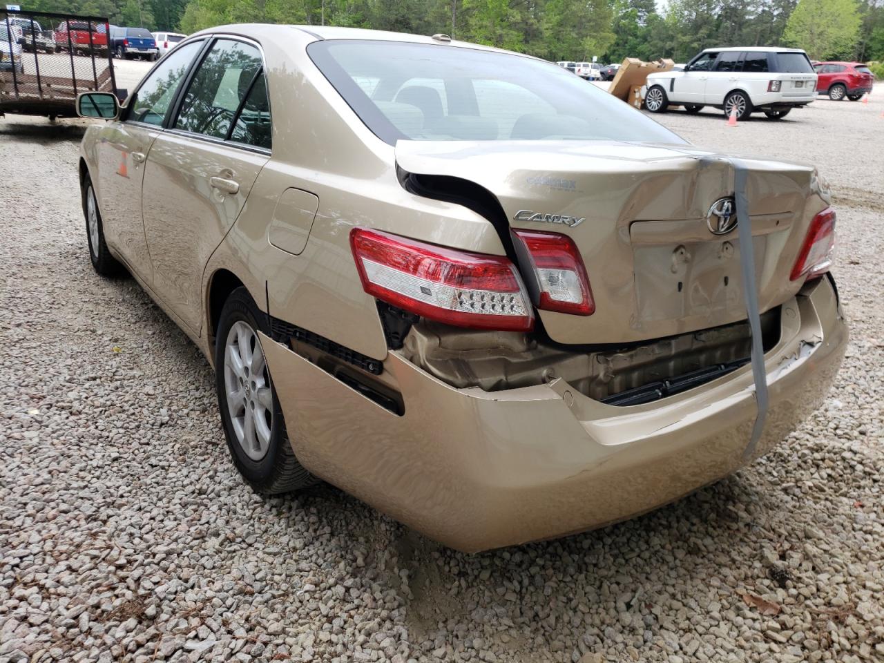 Zdjęcie 3 z aukcji – 2011 TOYOTA CAMRY BASE z VIN 4T1BF3EK9BU700187