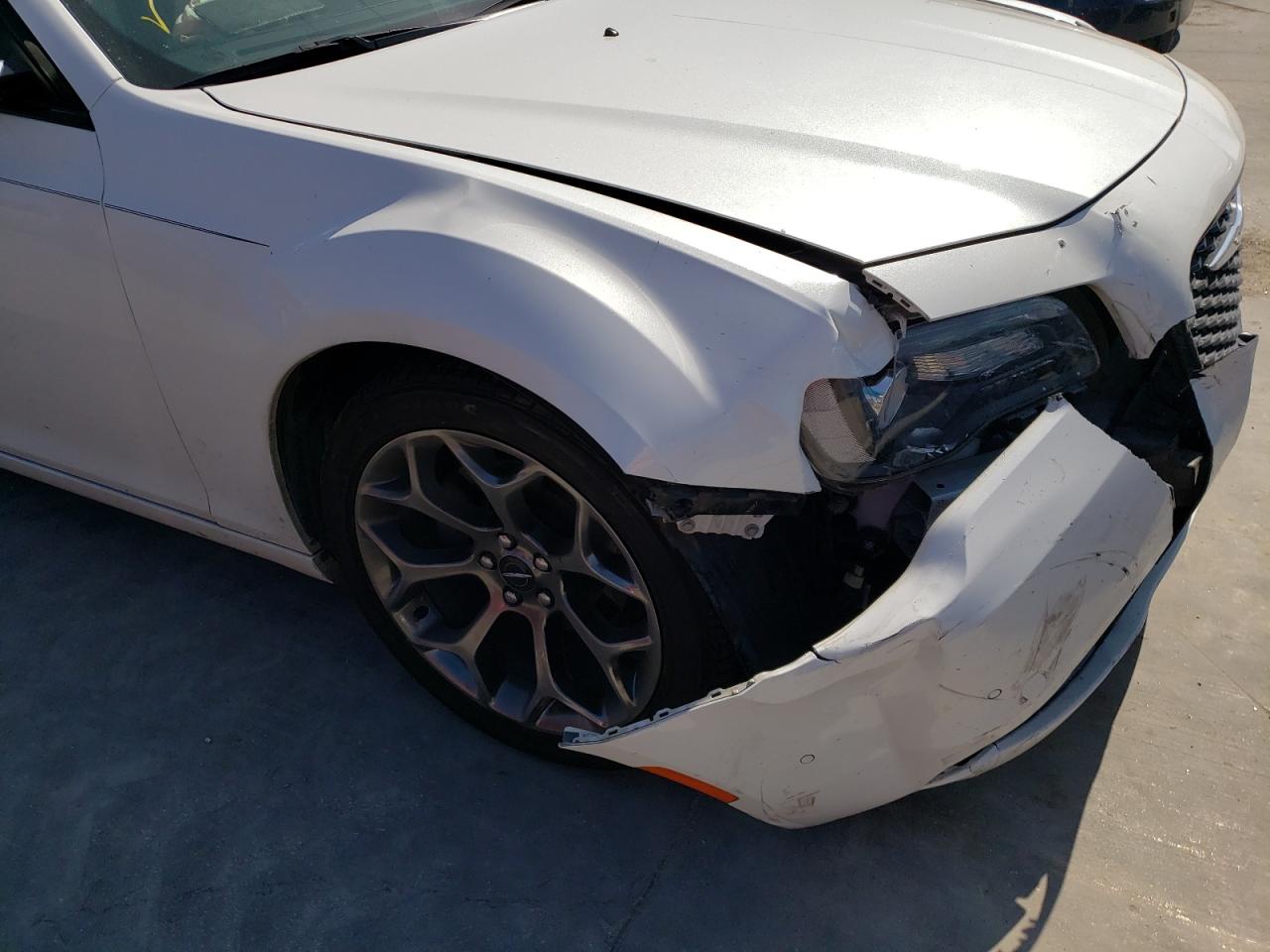 Photo 9 from auction – 2015 CHRYSLER 300 S with VIN 2C3CCABG7FH760262