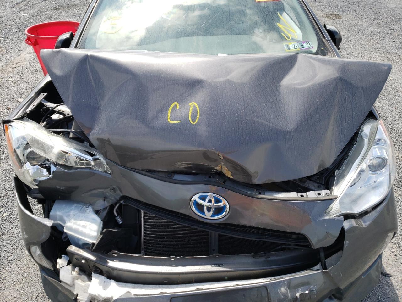 Photo 7 from auction – 2014 TOYOTA PRIUS C with VIN JTDKDTB32E1568760