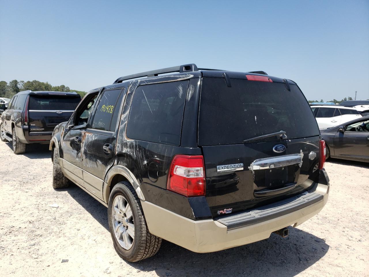 Photo 3 from auction – 2010 FORD EXPEDITION with VIN 1FMJU1J5XAEB54756