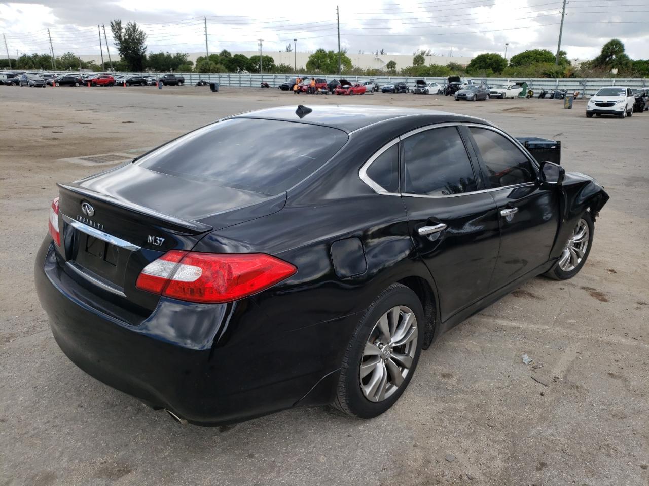 Photo 4 from auction – 2012 INFINITI M37 with VIN JN1BY1AP4CM331876
