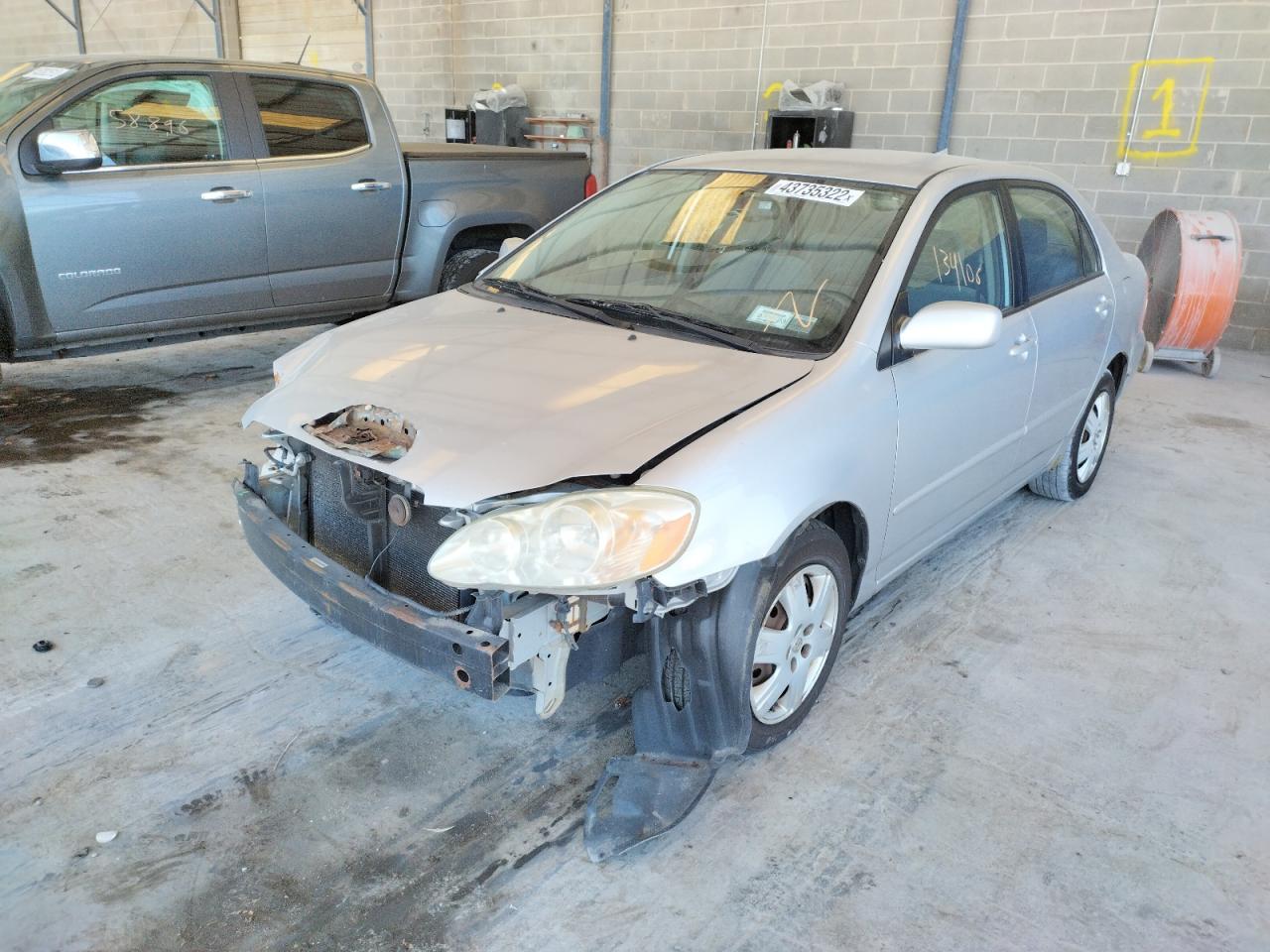 Photo 2 from auction – 2005 TOYOTA COROLLA CE with VIN JTDBR32E252053769