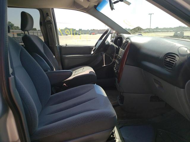 Photo 5 from auction – 2006 CHRYSLER TOWN & COU with VIN 1A4GP45R56B632685