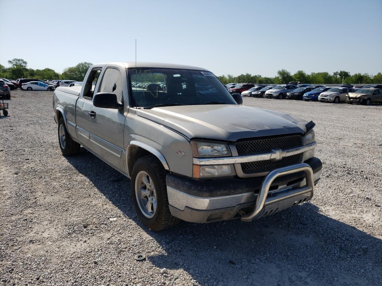 CHEVROLET SILVERADO 2003 with VIN 2GCEC19T331313052 - Photo from auction