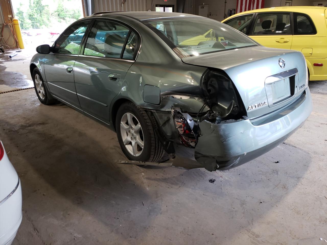 Photo 13 from auction – 2006 NISSAN ALTIMA S with VIN 1N4AL11D96C204781