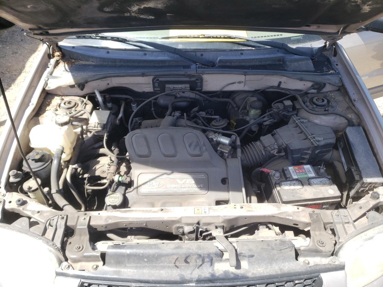 Photo 7 from auction – 2001 FORD ESCAPE XLS with VIN 1FMYU02141KC39484