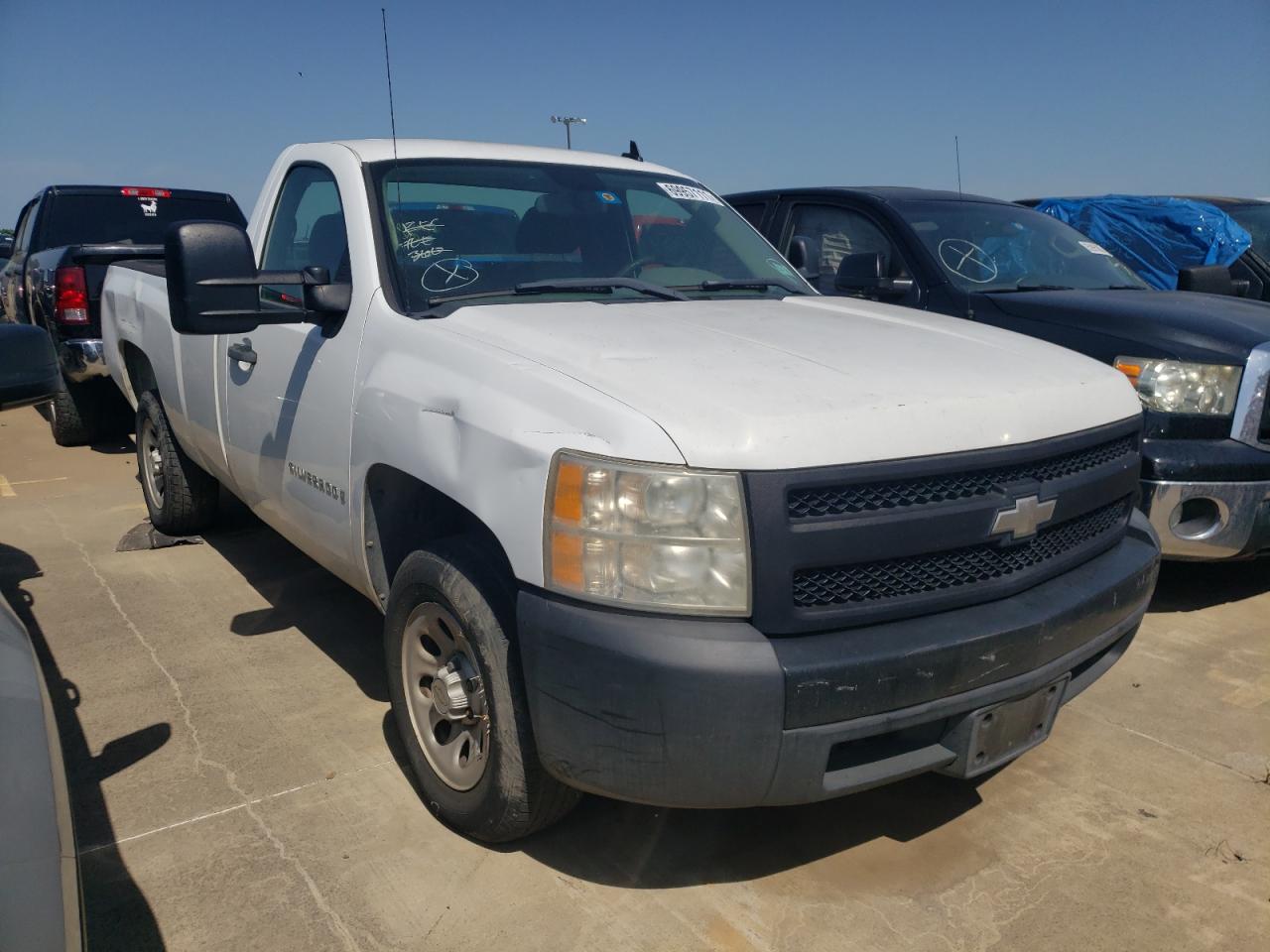 CHEVROLET SILVERADO 2007 with VIN 1GCEC14C77Z627775 - Photo from auction