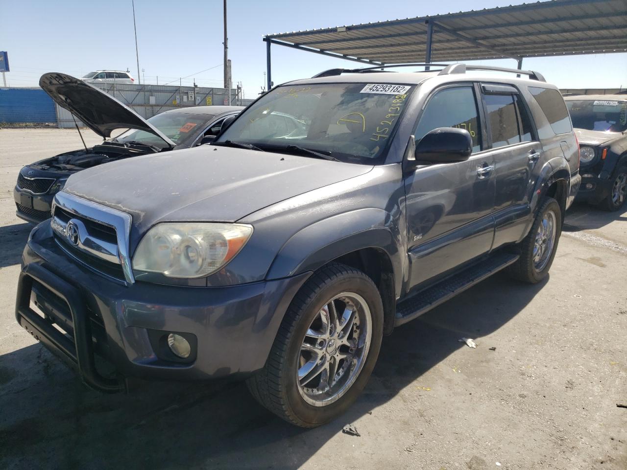 Photo 2 from auction – 2006 TOYOTA 4RUNNER SR with VIN JTEZU14R860082283