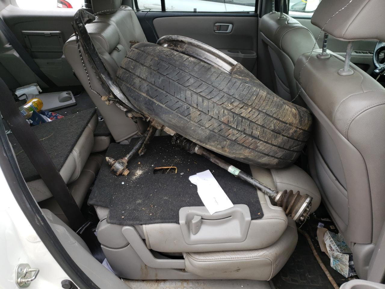 Photo 18 from auction – 2015 HONDA PILOT TOUR with VIN 5FNYF4H96FB013146