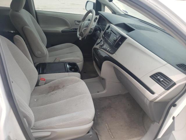 Photo 5 from auction – 2013 TOYOTA SIENNA LE with VIN 5TDKK3DC4DS397000