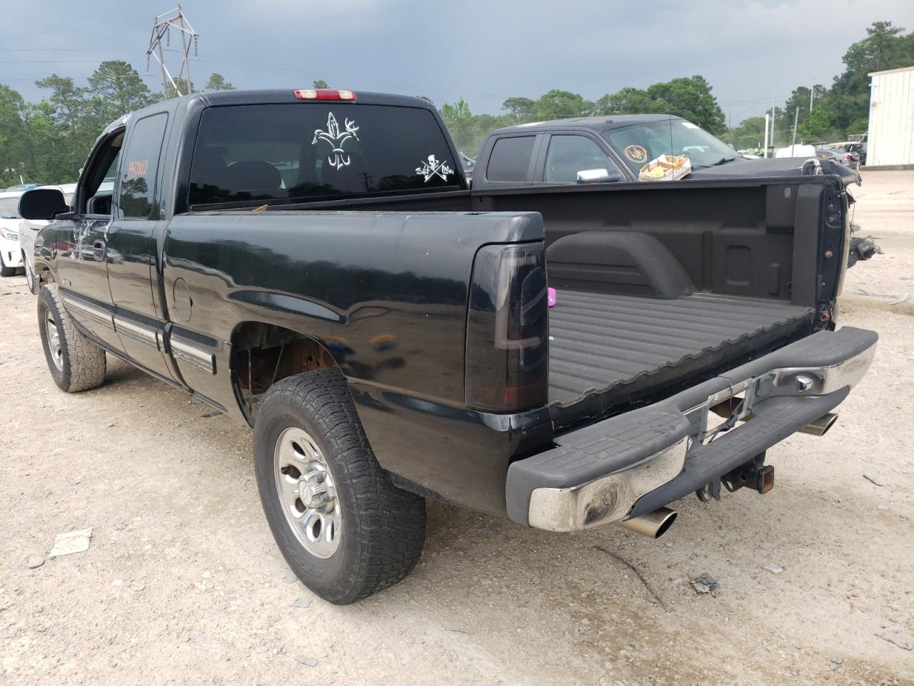 Photo 3 from auction – 2000 CHEVROLET SILVERADO with VIN 2GCEC19T9Y1357127