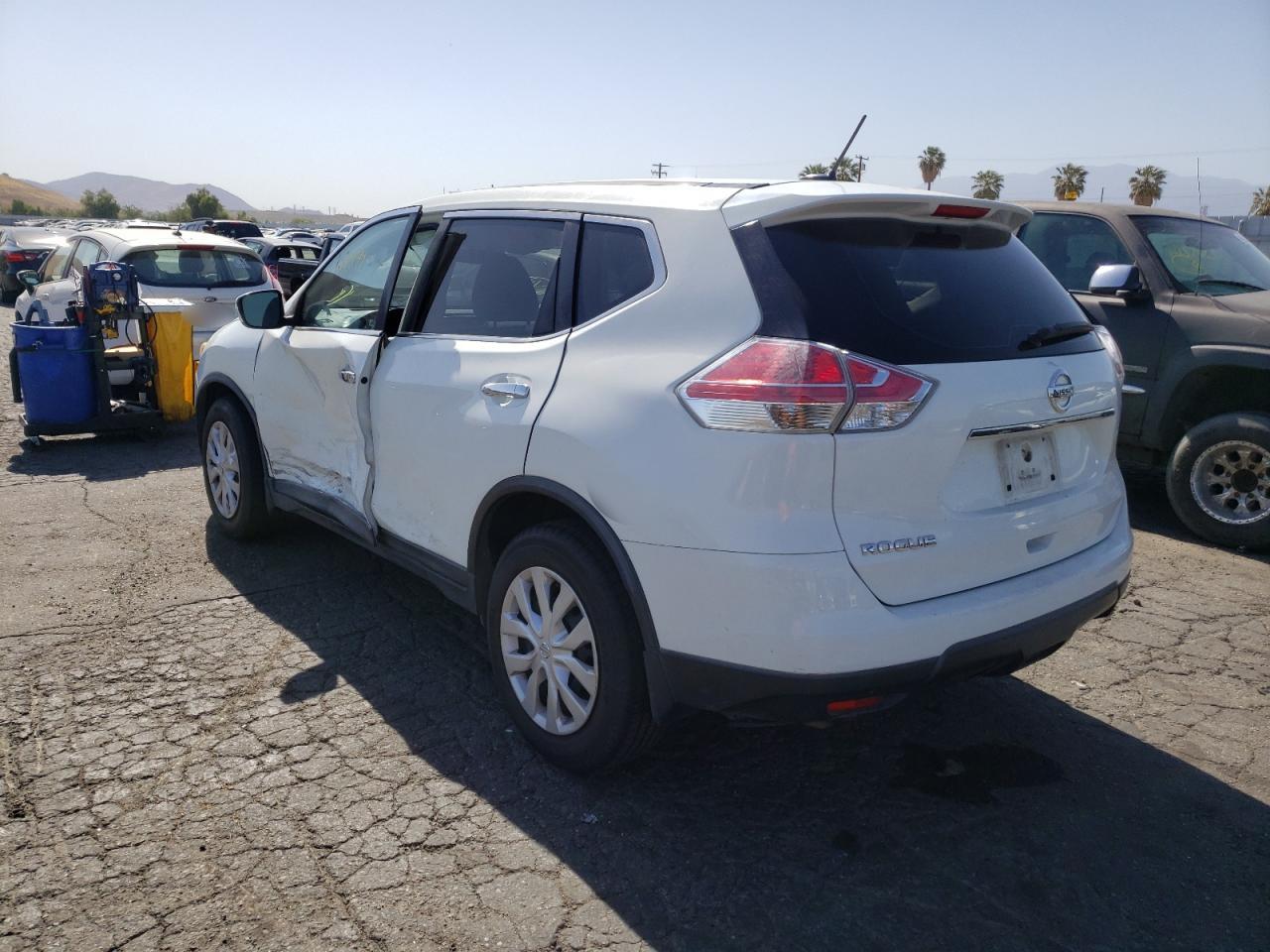 Zdjęcie 3 z aukcji – 2015 NISSAN ROGUE S z VIN KNMAT2MT7FP591620