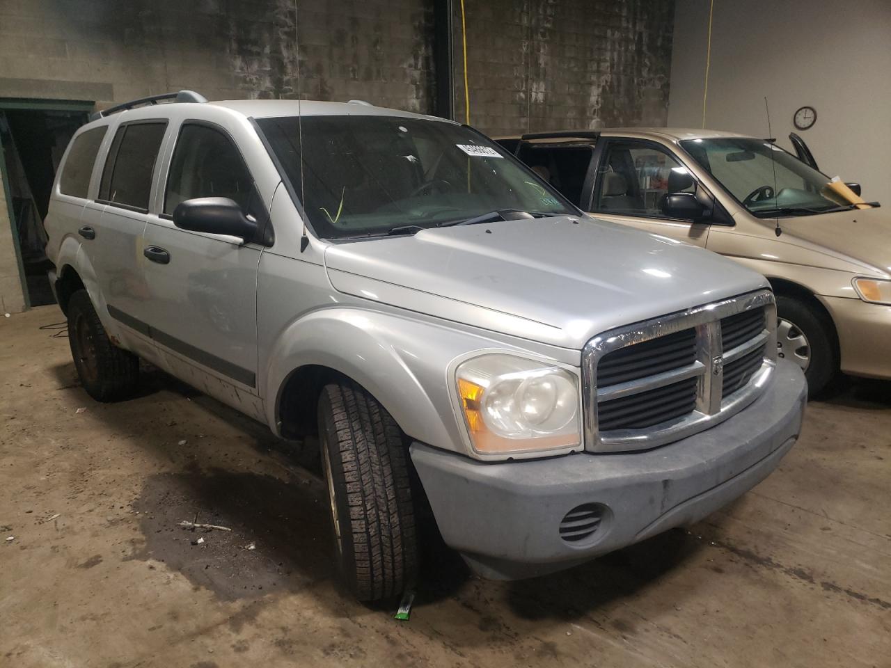 DODGE DURANGO SX 2006 with VIN 1D4HB38N56F165789 - Photo from auction