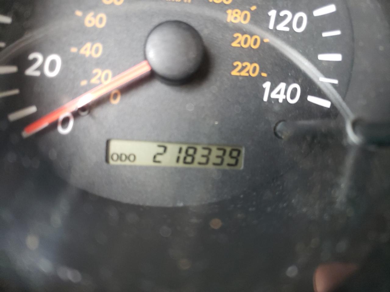 Photo 8 from auction – 2005 TOYOTA HIGHLANDER with VIN JTEDP21A950051032