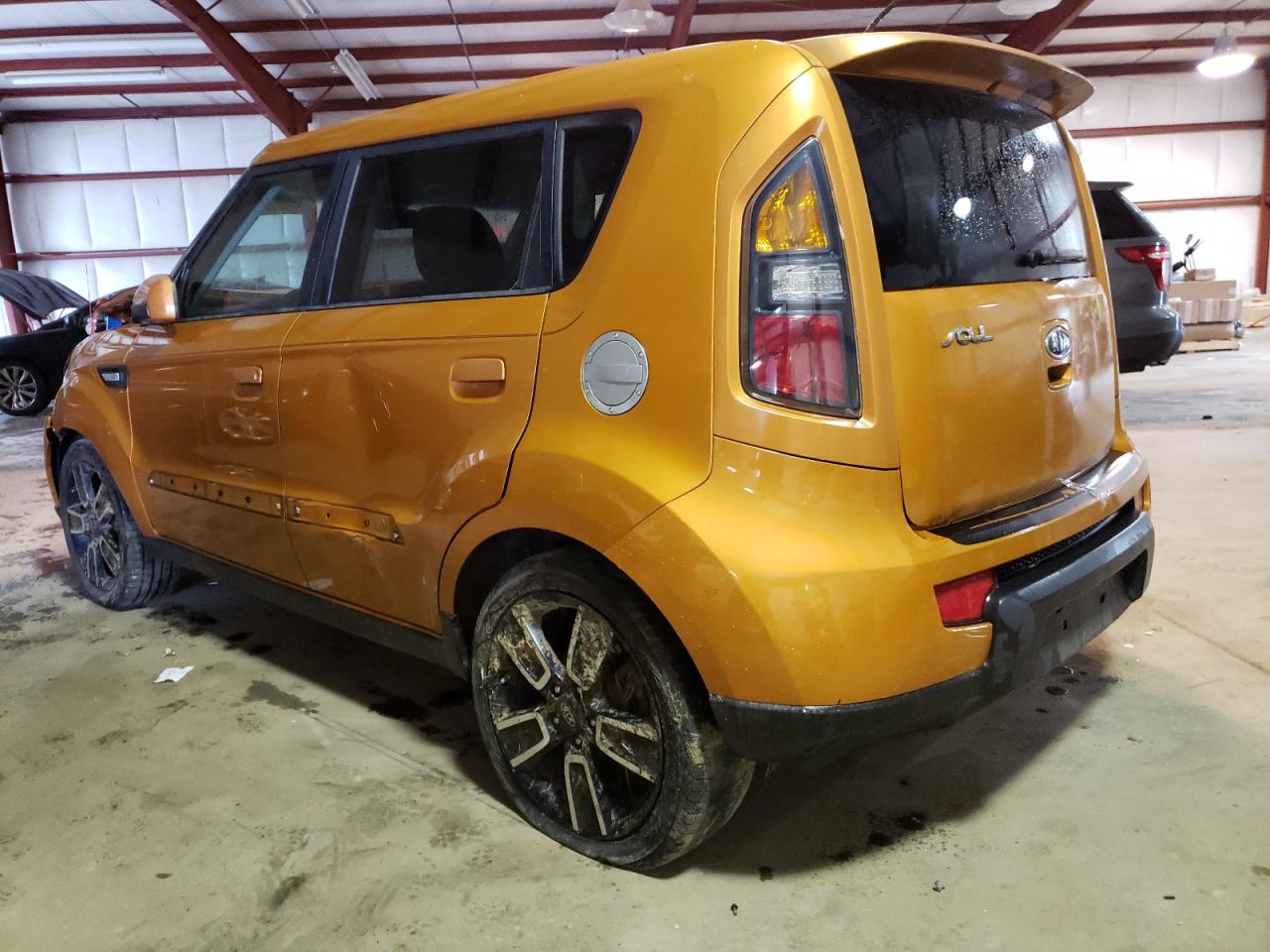 Photo 3 from auction – 2010 KIA SOUL + with VIN KNDJT2A27A7106557