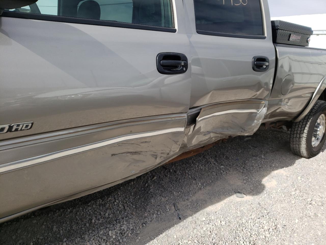 Photo 9 from auction – 2003 CHEVROLET SILVERADO with VIN 1GCHK231X3F125862