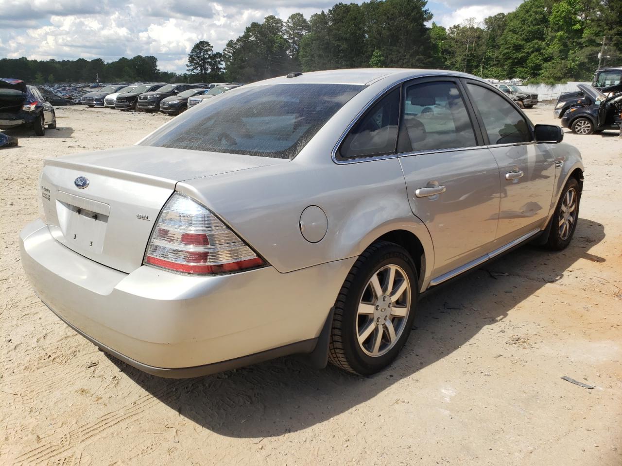 Photo 4 from auction – 2008 FORD TAURUS SEL with VIN 1FAHP24W88G182516