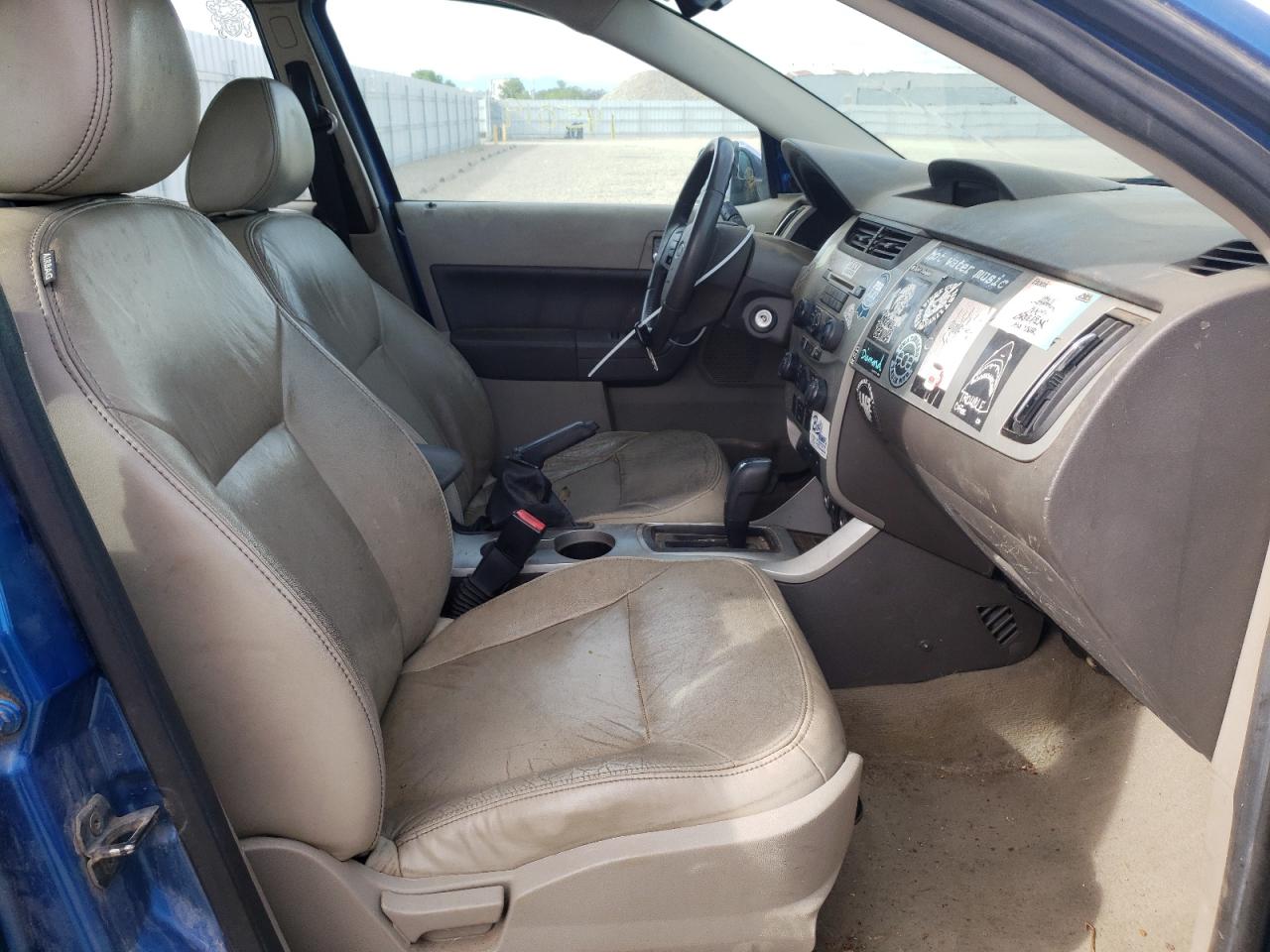 Photo 5 from auction – 2010 FORD FOCUS SEL with VIN 1FAHP3HN4AW273866