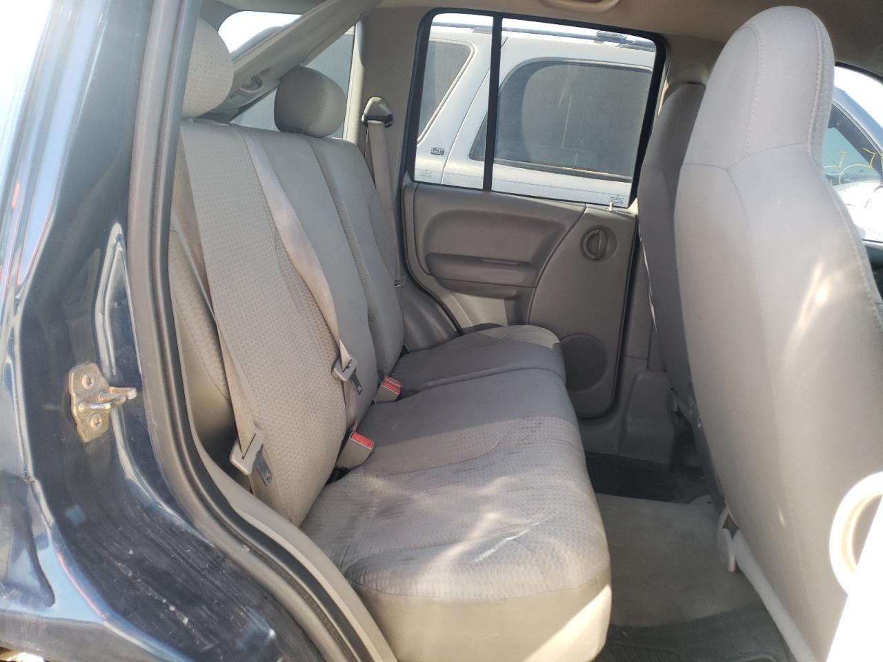 Photo 6 from auction – 2004 JEEP LIBERTY SP with VIN 1J4GL48K74W327382
