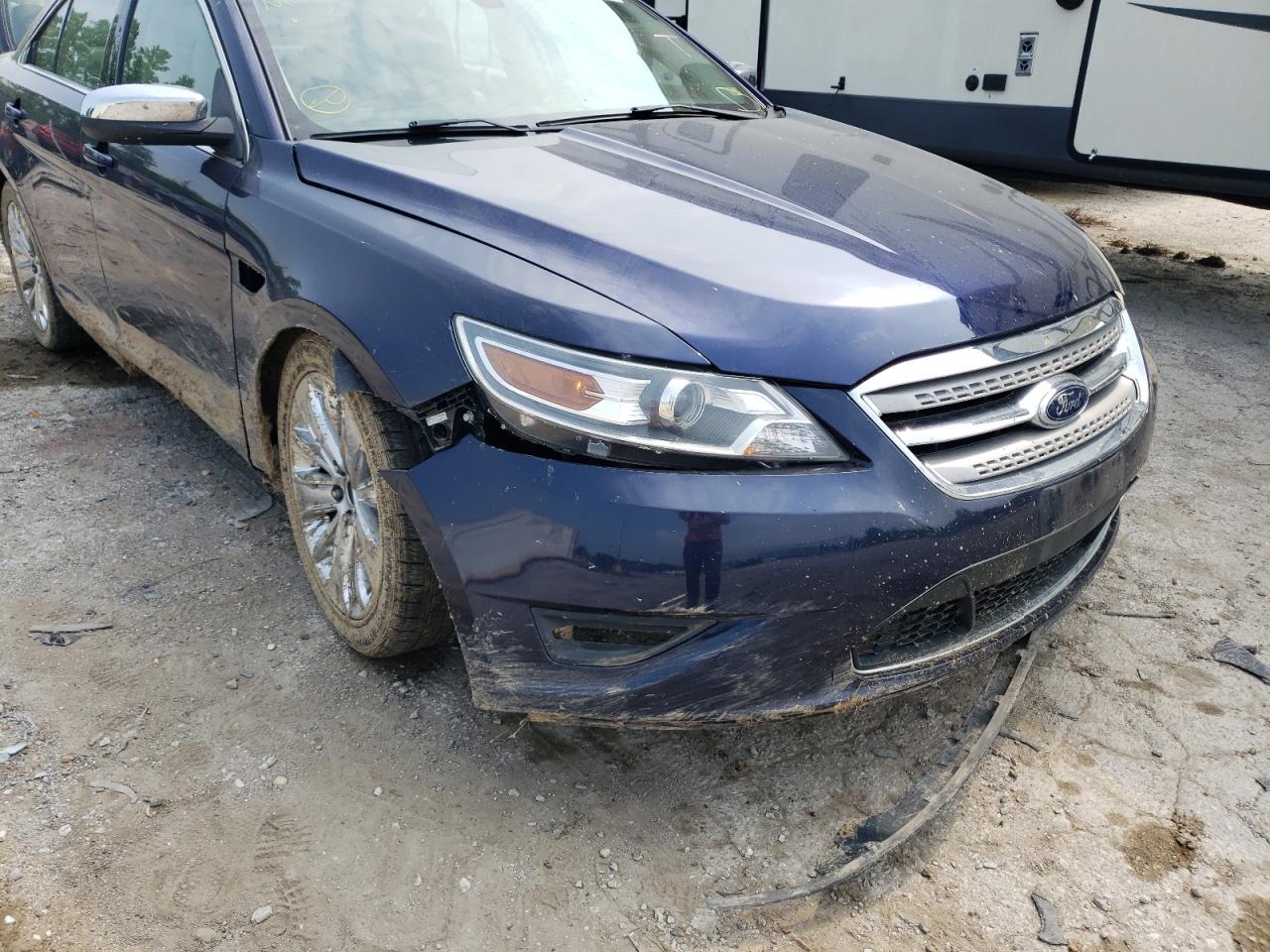 Photo 9 from auction – 2011 FORD TAURUS LIM with VIN 1FAHP2FW4BG114640